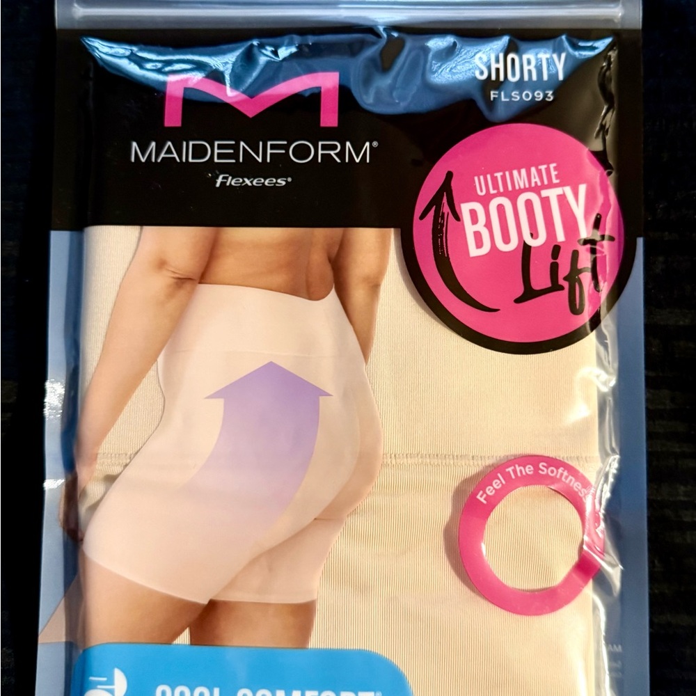 Maidenform Flexees Shorty - Apricot